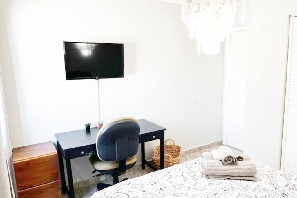 Villa Amazing & Cozy Duplex Near Zoo Miami ! Esterno foto