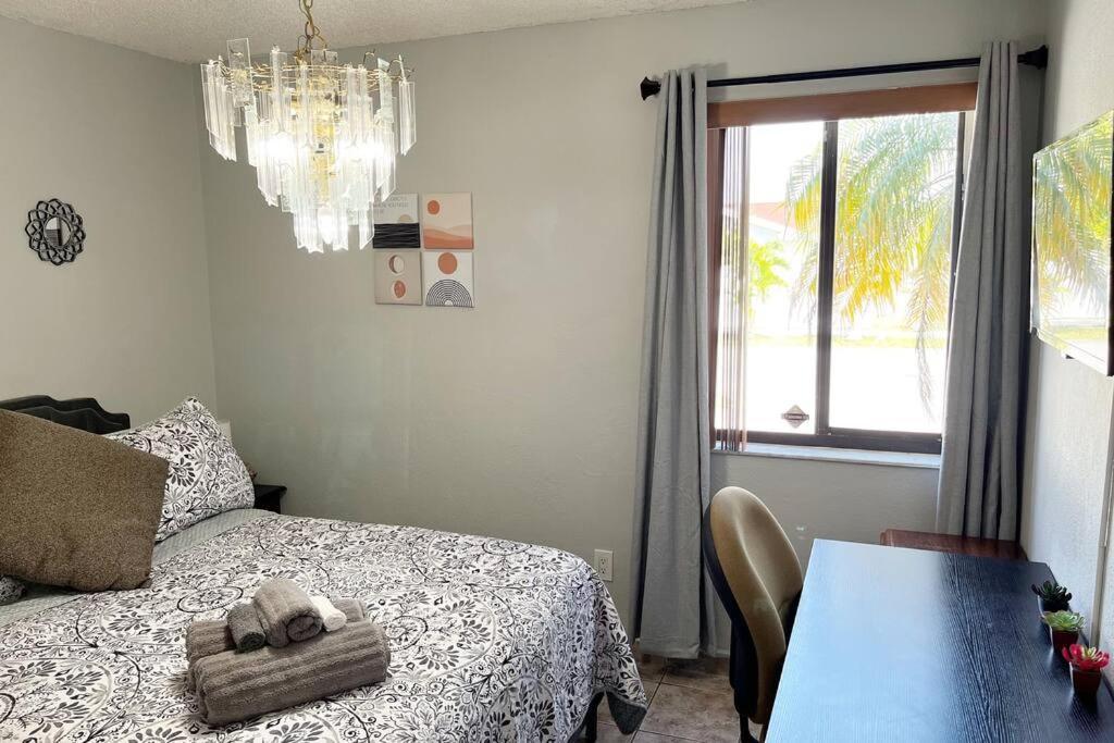 Villa Amazing & Cozy Duplex Near Zoo Miami ! Esterno foto