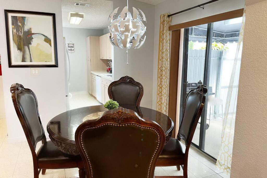 Villa Amazing & Cozy Duplex Near Zoo Miami ! Esterno foto